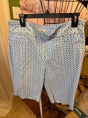 Kim Rogers Blue and White Geometric Bermuda Shorts